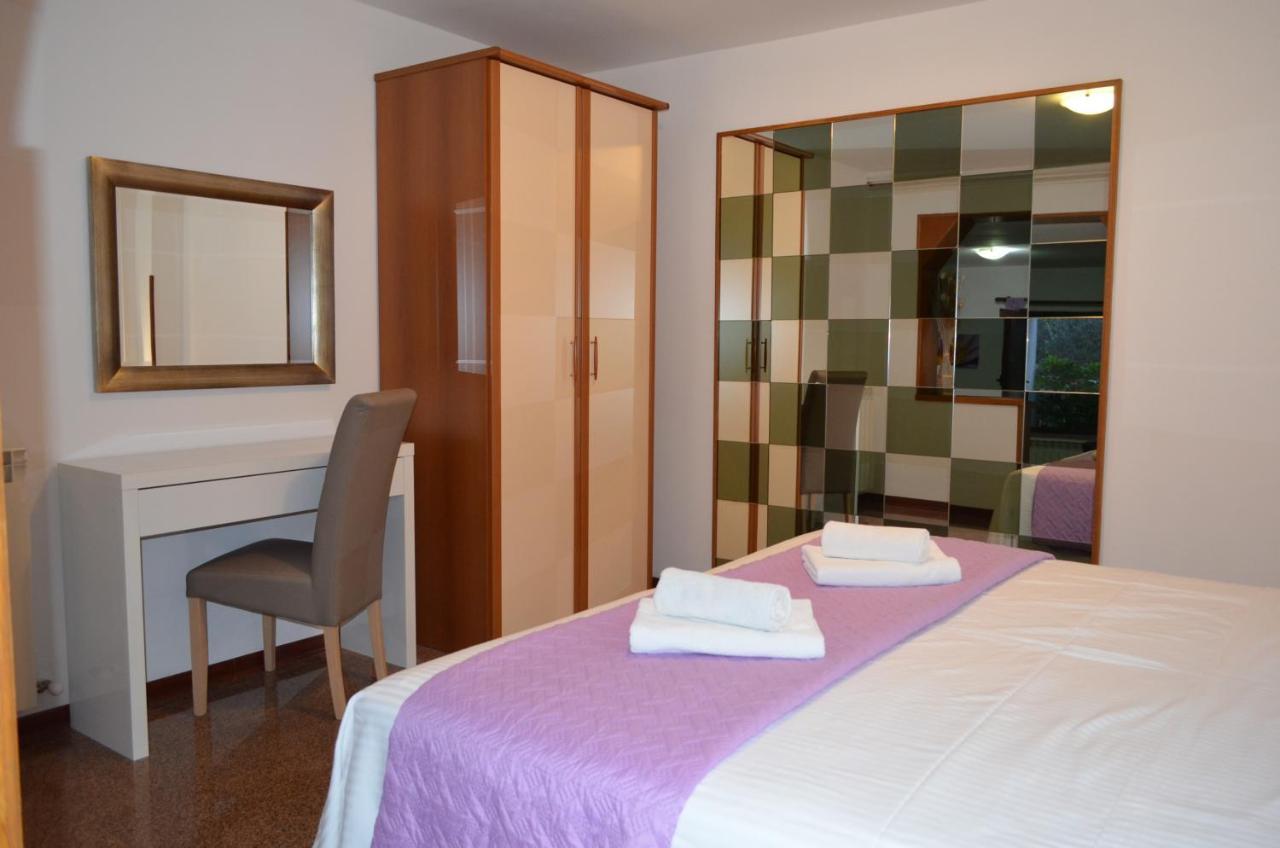 Apartments Medusa Ровин Екстериор снимка